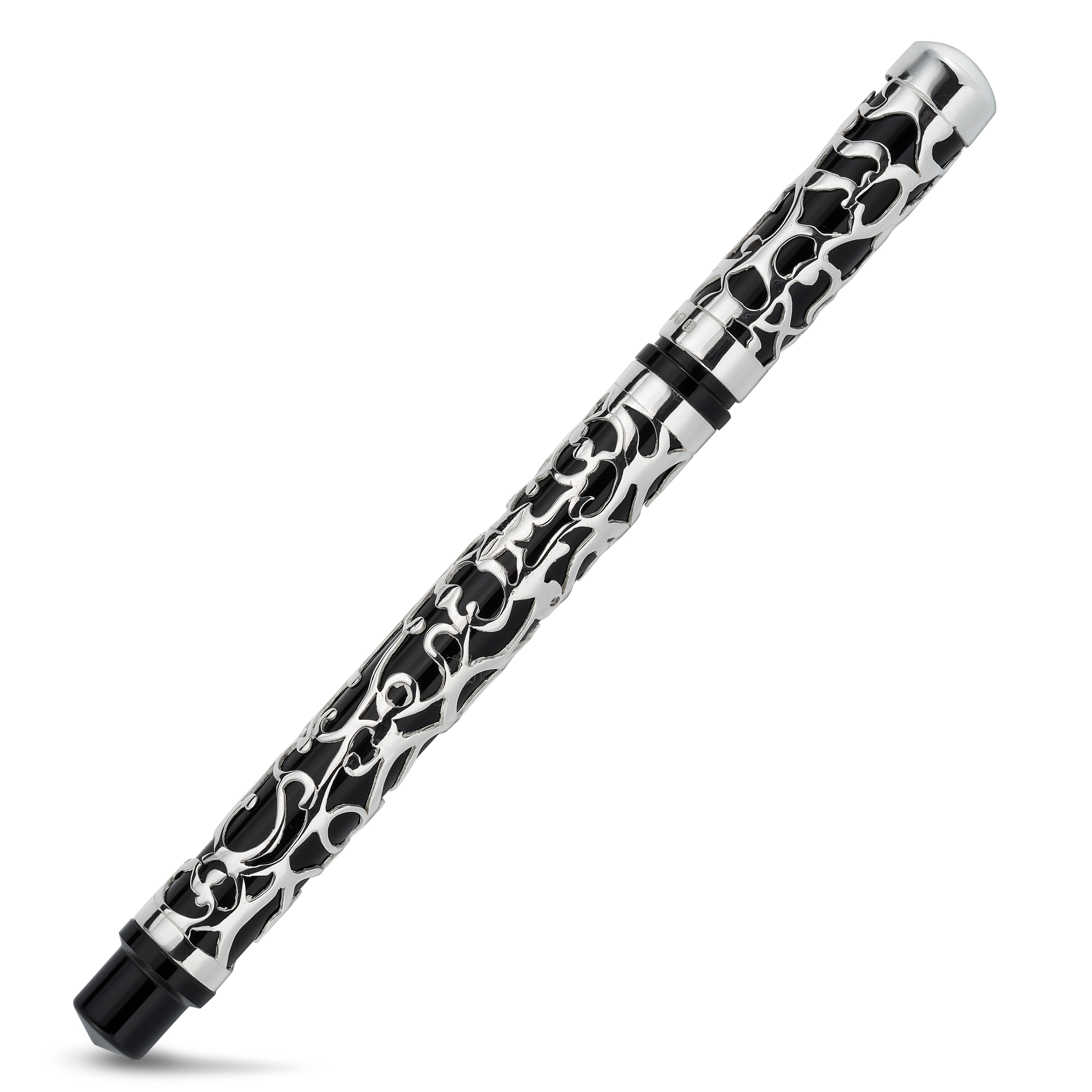 Henry Simpole Myrtle Stift in gespiegeltem Blickwinkel, silber-schwarzes Rankenwerk auf Kappe und Schaft