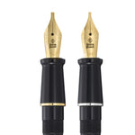 Deux plumes de calligraphie taille 5 Conway Stewart, plumes dorées en largeurs italiques 1.4 et 1.1