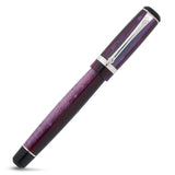 Collectors Pen Amethyst Füllfederhalter geschlossen, Rückansicht mit Blick auf silberfarbenen Clip und Kappenband