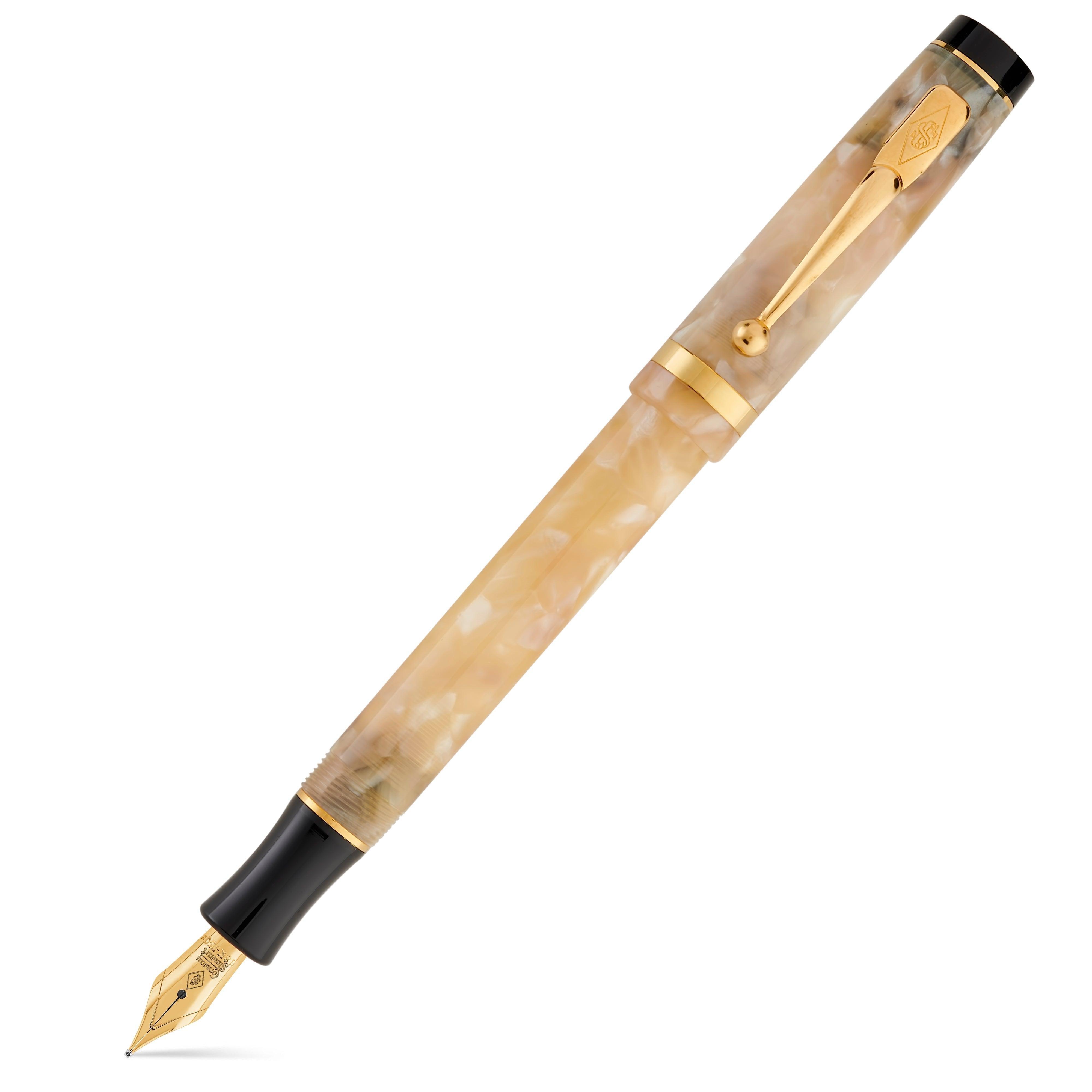 Duro Opal Füllfederhalter geöffnet, blass cremefarben marmoriertes Acryl mit Goldbeschlägen
