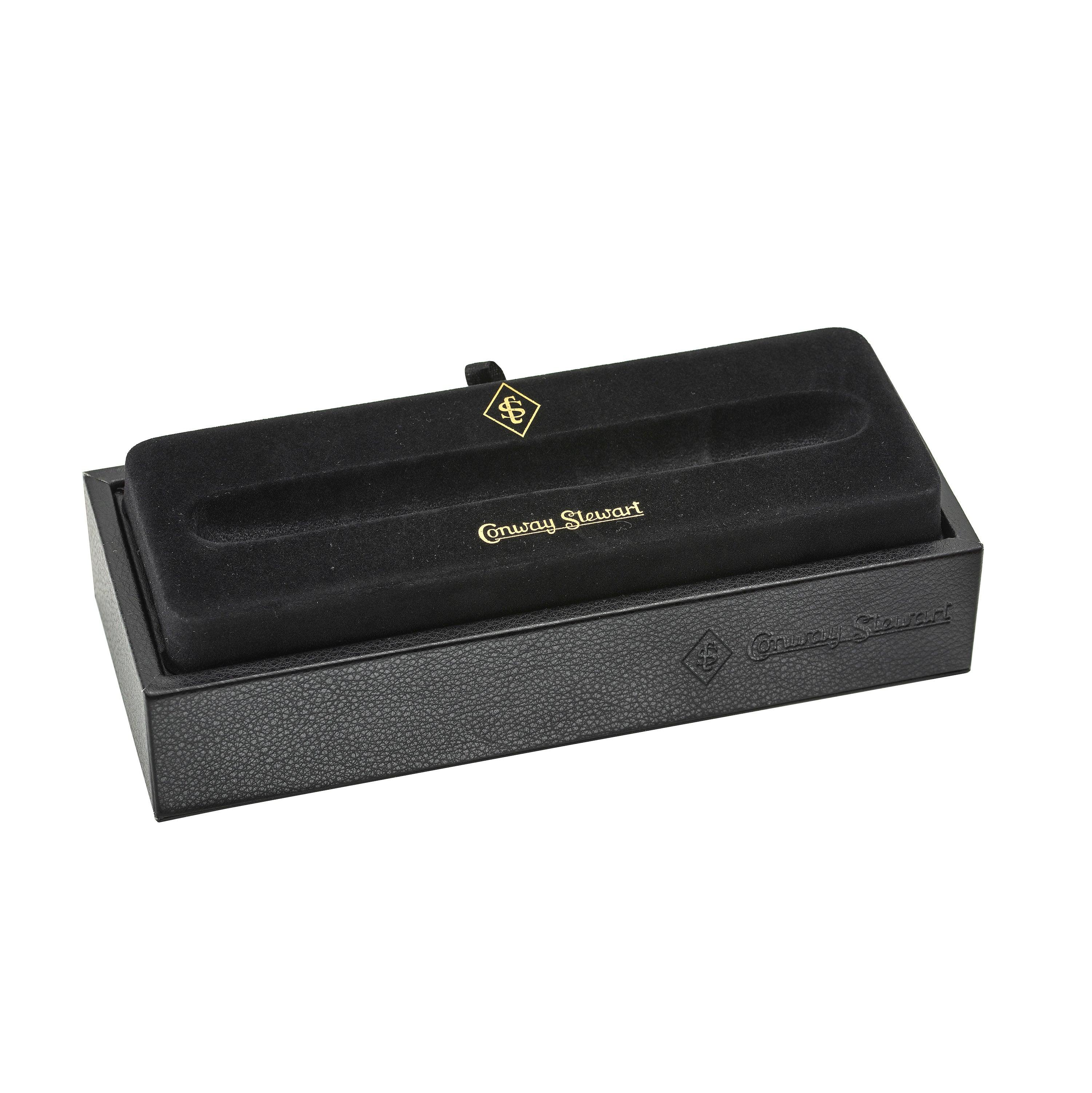 Conway Stewart Präsentationsbox mit Branding, geöffnet, für den Series 100 Honey Noire Kugelschreiber